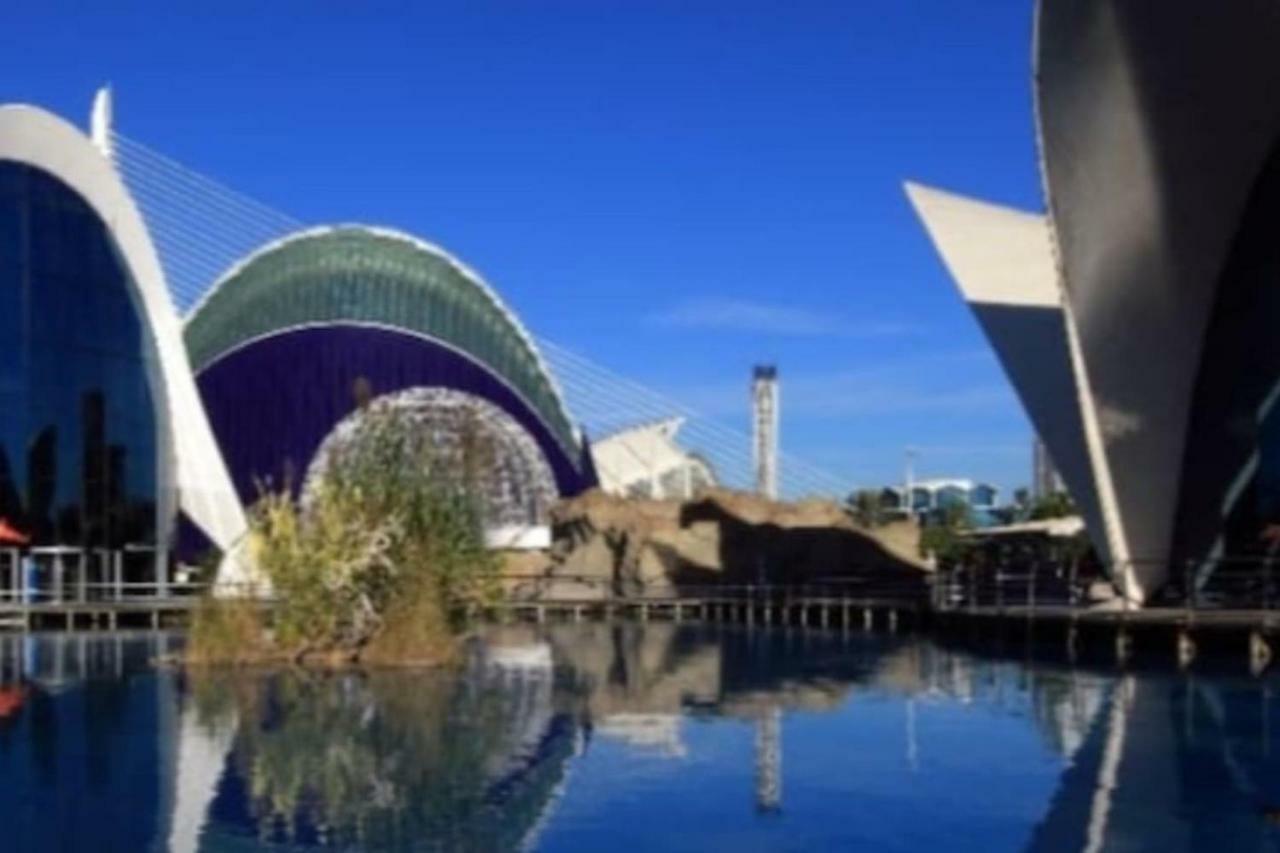 Loft En La Ciudad De Las Ciencias Y Cerca De La Playa 瓦伦西亚 外观 照片