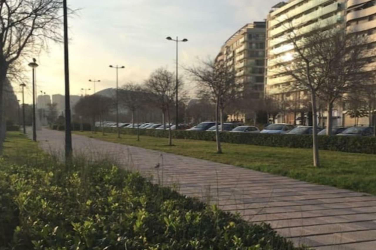 Loft En La Ciudad De Las Ciencias Y Cerca De La Playa 瓦伦西亚 外观 照片